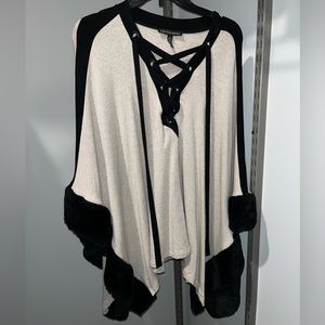 Saks fifth Avenue winter poncho with fur